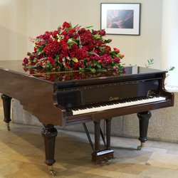 Artificial flowers - perfect solution for restaurants