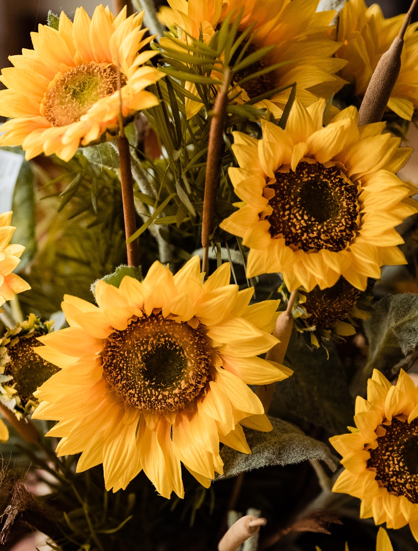 Buy Best Artificial Flowers Online in India @Upto 50% Off - Urban Ladder